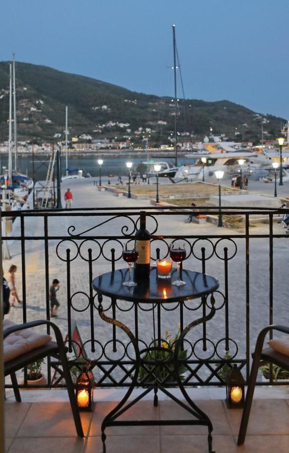 Faros Coastal Apartments Skopelos Town Exterior photo