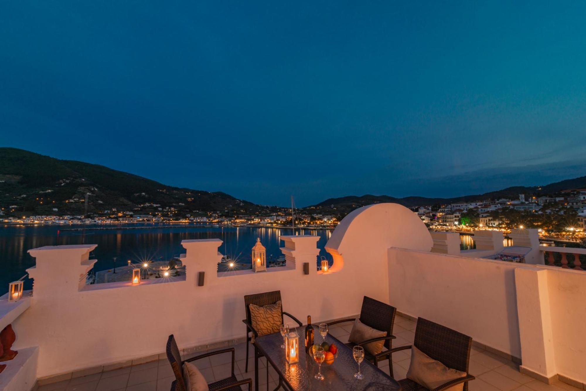 Faros Coastal Apartments Skopelos Town Exterior photo