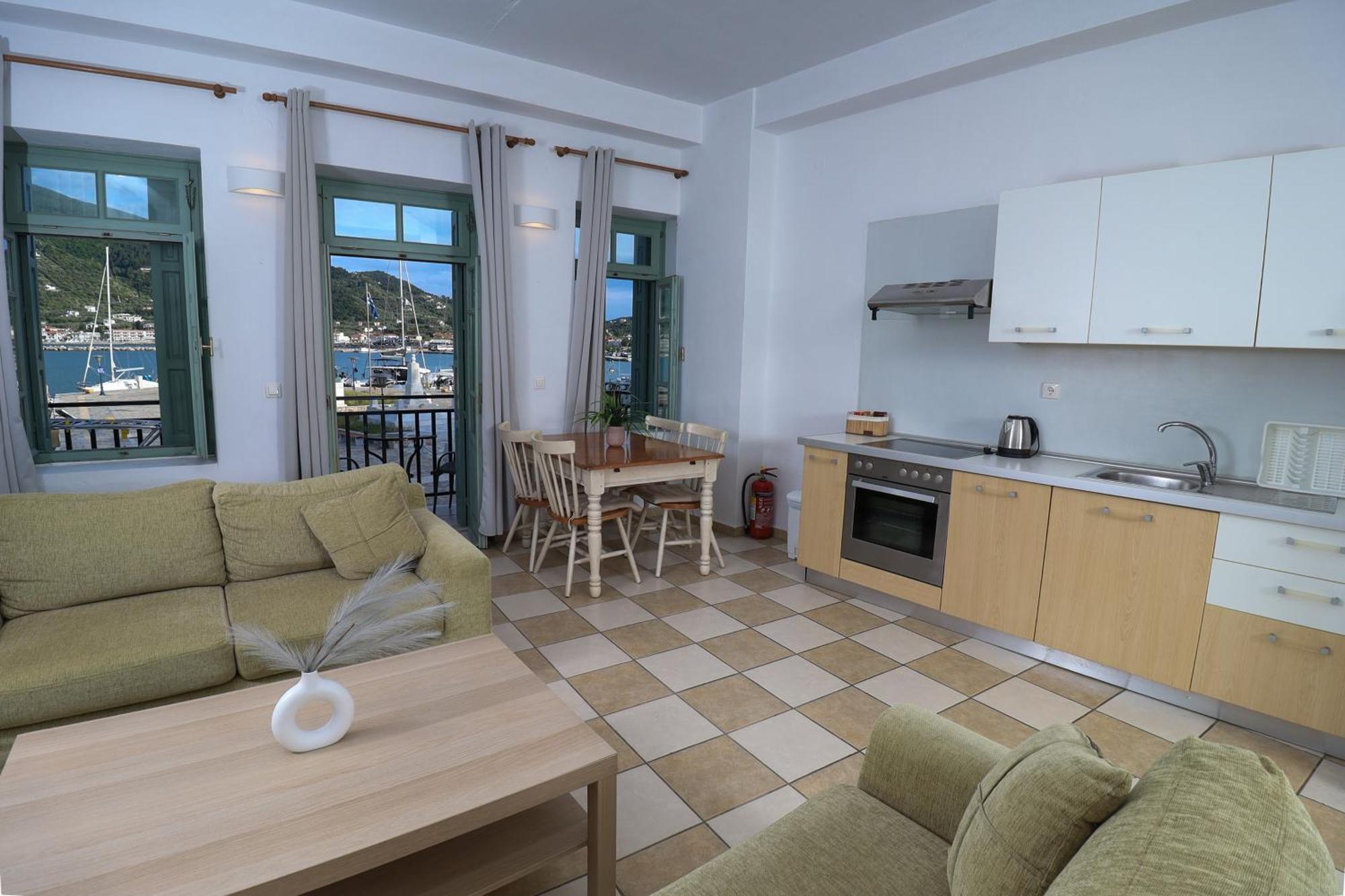 Faros Coastal Apartments Skopelos Town Exterior photo